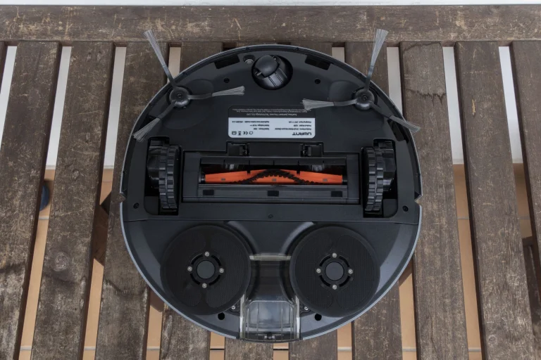 Uwant U200 önürítős robotporszívó teszt 16