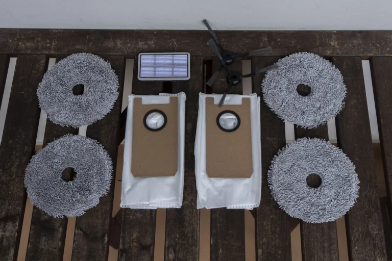 Uwant U200 önürítős robotporszívó teszt 17