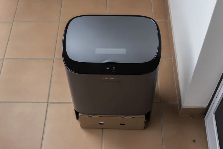 Uwant U200 önürítős robotporszívó teszt 19