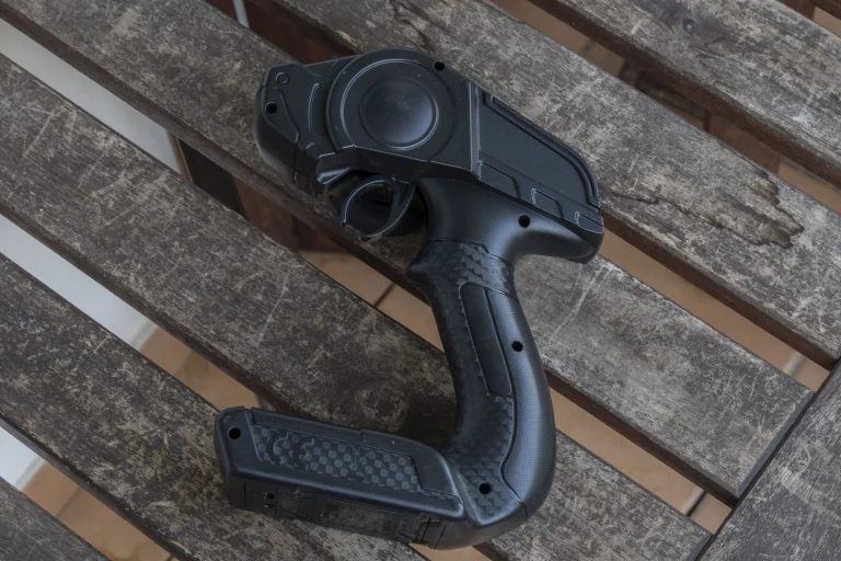 Test de voiture télécommandée sans balais Hospeed HS 18431 18