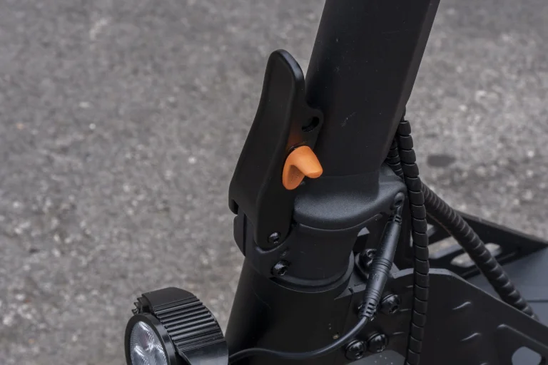 Prueba y análisis del patinete eléctrico Kukirin G2 Pro 18