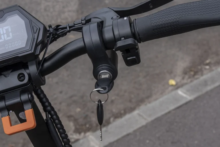 Prueba y análisis del patinete eléctrico Kukirin G2 Pro 31