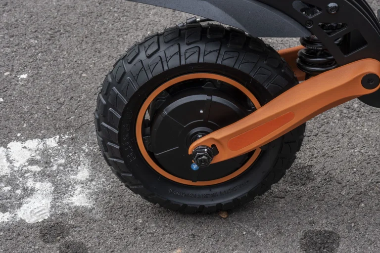 Prueba y análisis del patinete eléctrico Kukirin G2 Pro 34