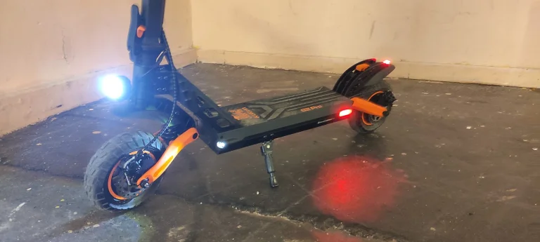 Prueba y análisis del patinete eléctrico Kukirin G2 Pro 45