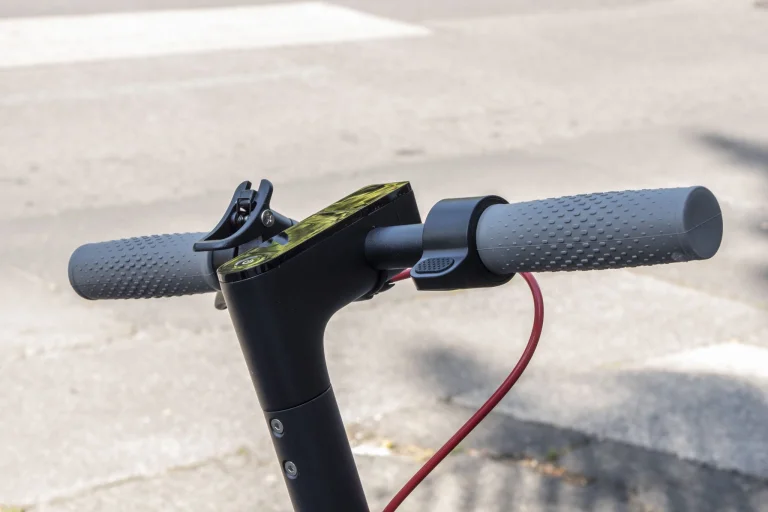 AOVOPRO ES80 M365 elektromos roller teszt 10