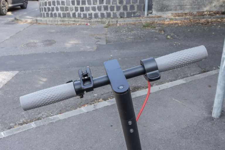 AOVOPRO ES80 M365 elektromos roller teszt 11