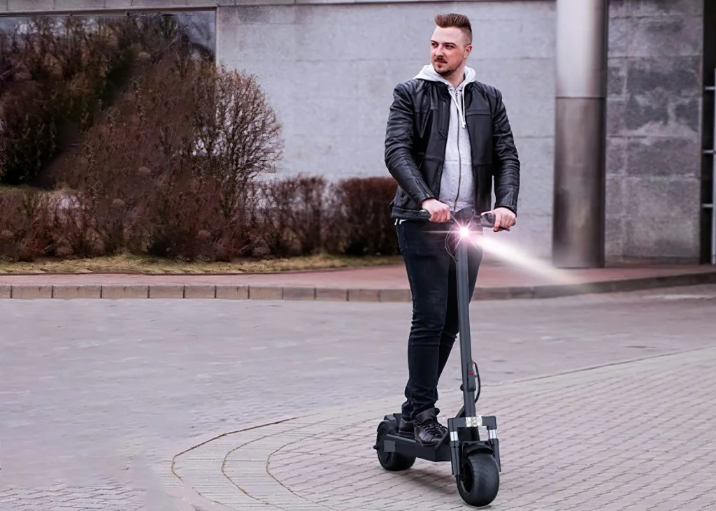 Városi roller kétfajta akkuval 1