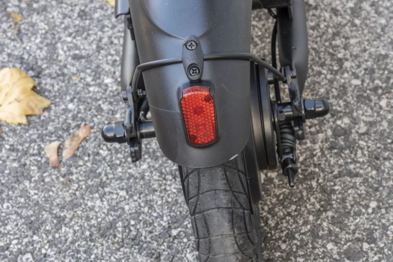 Emoko A19 elektromos roller teszt 7