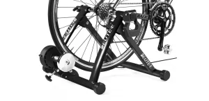 Olcsó edzőgörgő a kerékpározás szerelmeseinek