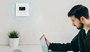 Okos termosztát mindössze 12 000 Ft-ért az Aliról