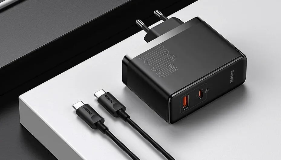 A Baseus erős töltője fele annyiba kerül, mint itthon 1