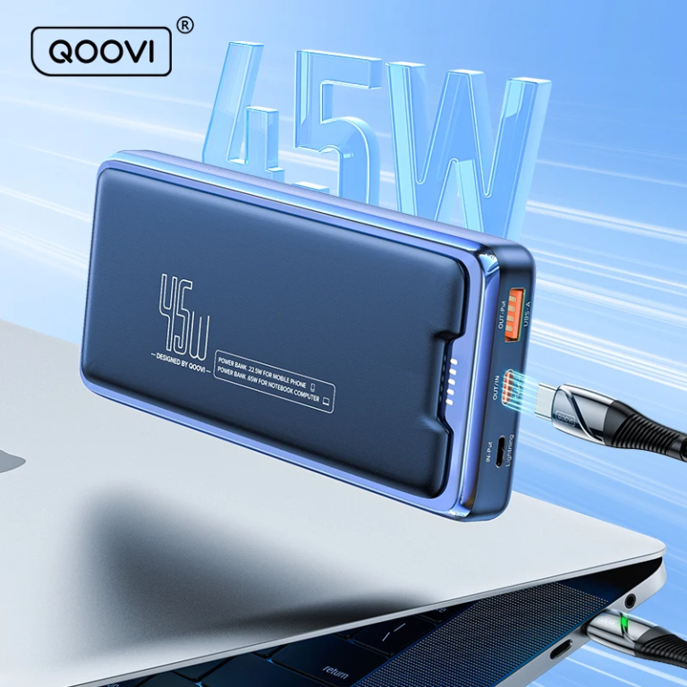 Középkategóriás Qoovi power bank, 45 wattos PD töltéssel 2