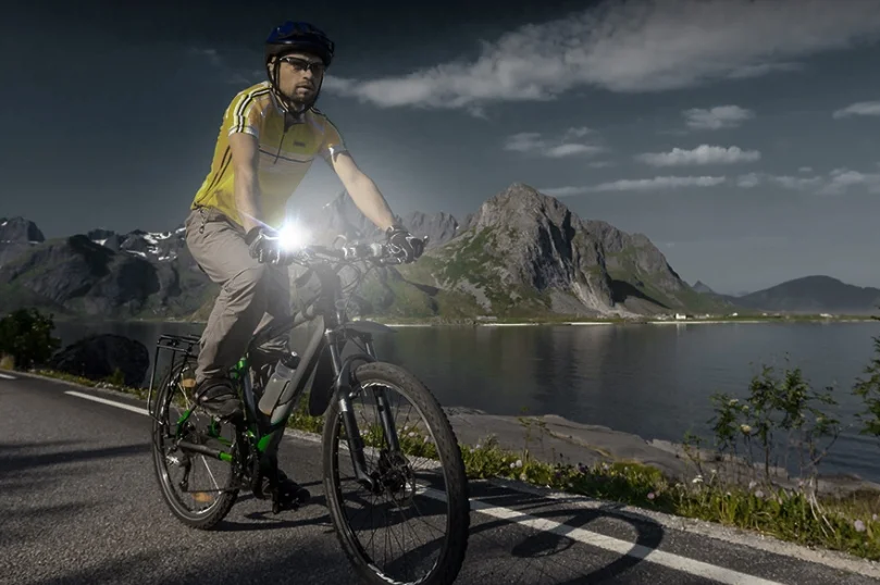 Astrolux biciklis lámpából nagy a választék 1