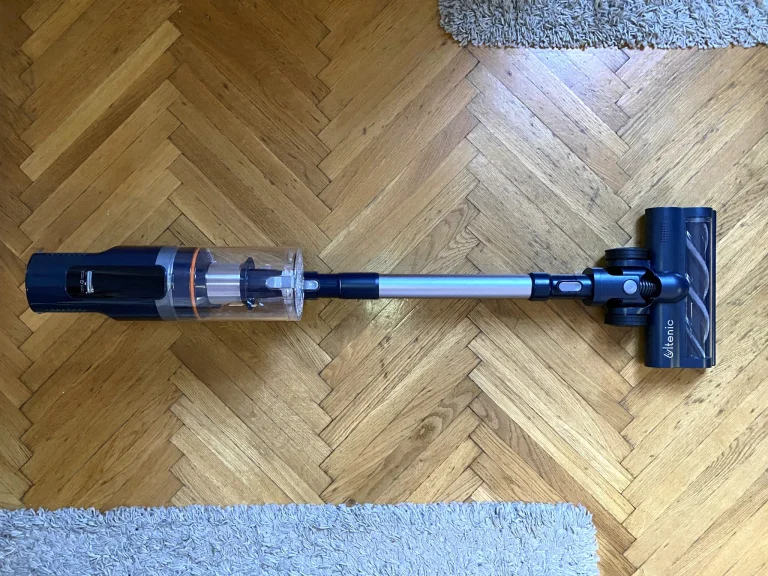 Prueba 1 del aspirador estacionario autodrenante Ultenic FS8