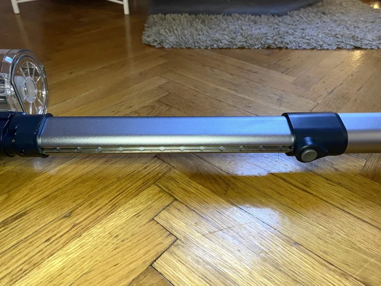 Prueba 1 del aspirador estacionario autodrenante Ultenic FS7