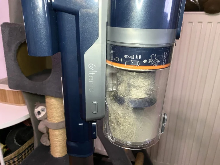 Prueba 1 del aspirador estacionario autodrenante Ultenic FS15