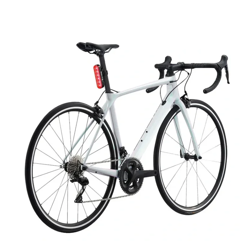 Tekerj biztonságosan fékérzékelő hátsó biciklilámpával 9