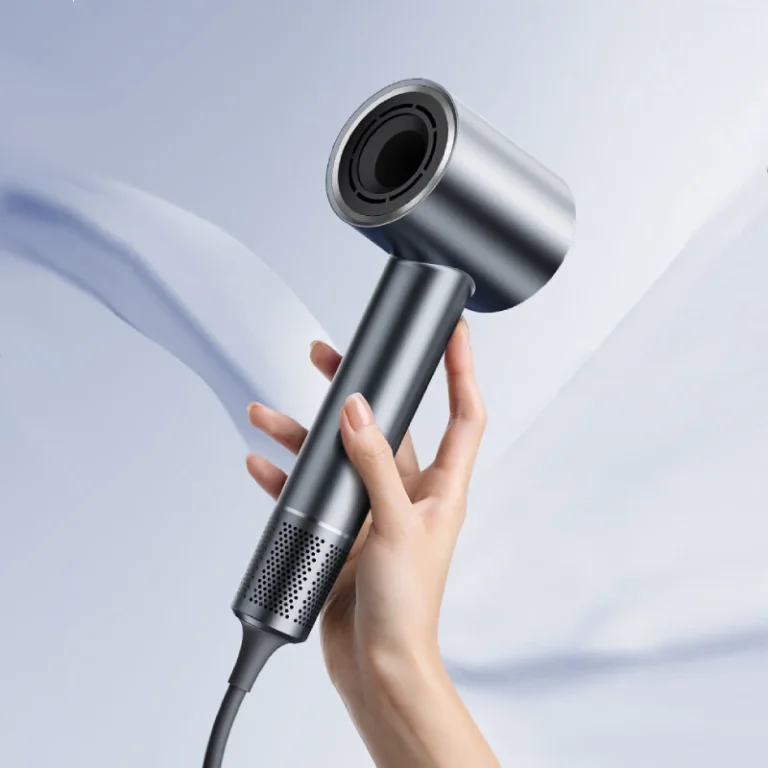 Fénylő hajkorona a Konka D3 hajszárítóval 5