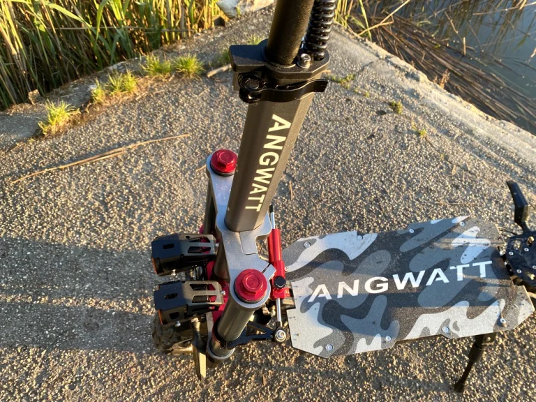 Essai 1 de la trottinette électrique ANGWATT T6