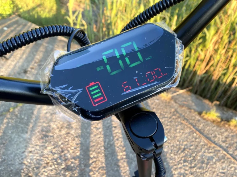 Essai 1 de la trottinette électrique ANGWATT T10