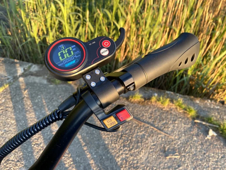 Essai 1 de la trottinette électrique ANGWATT T12