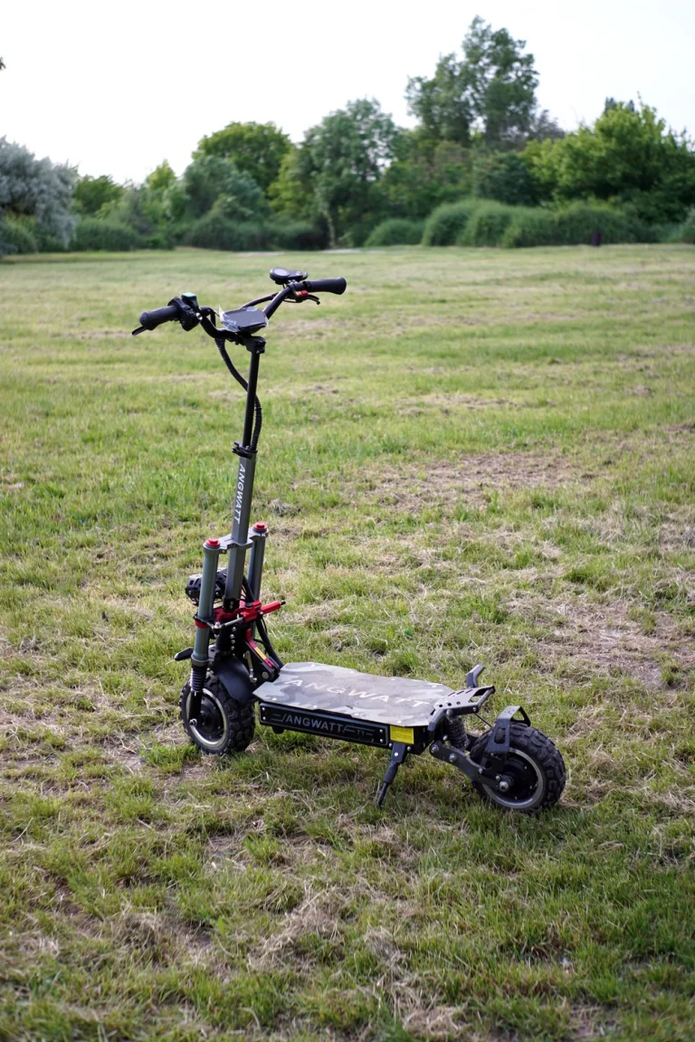 Essai 1 de la trottinette électrique ANGWATT T21