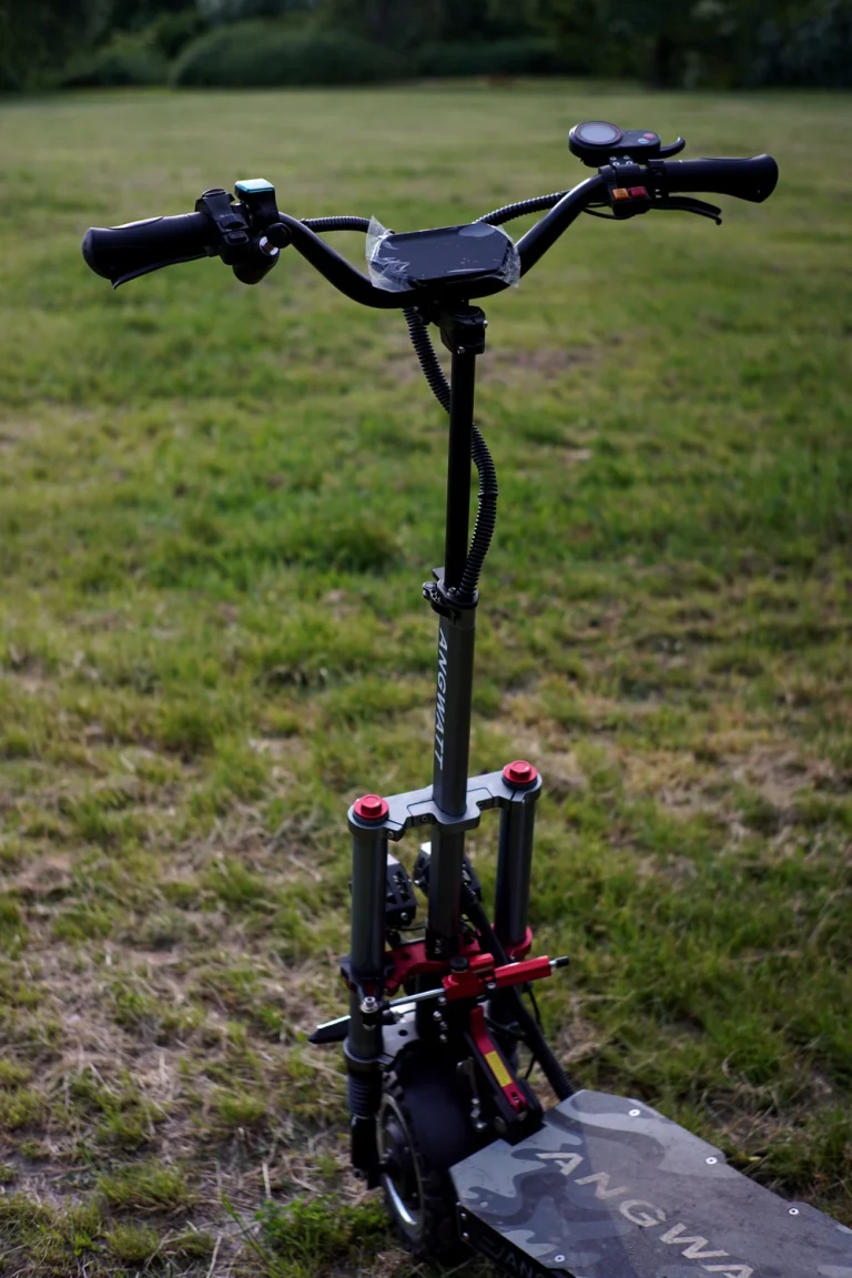 Essai 1 de la trottinette électrique ANGWATT T22