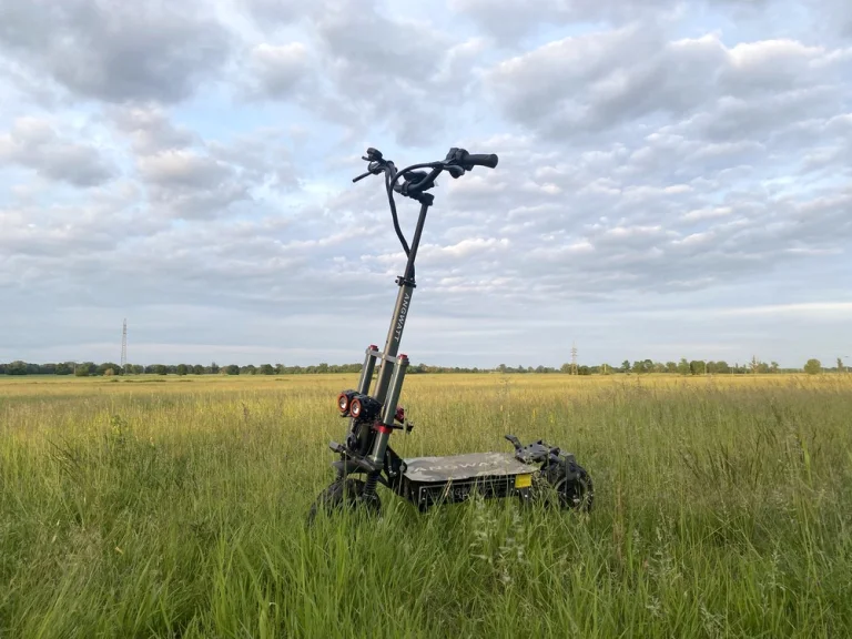 Essai 1 de la trottinette électrique ANGWATT T33