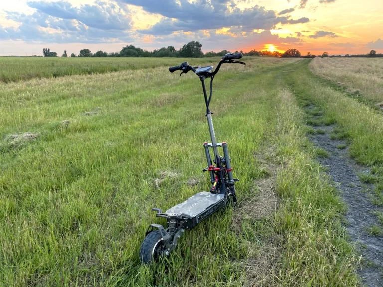 Essai 1 de la trottinette électrique ANGWATT T37