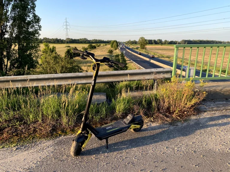OOTD S10 elektromos roller teszt 15