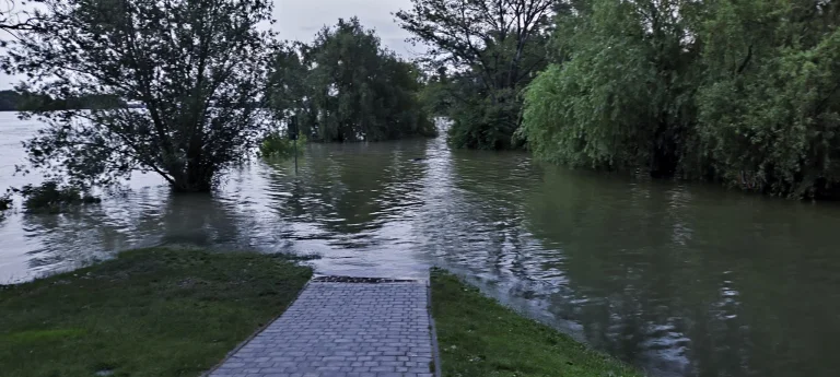 Prueba 6 del teléfono inteligente Poco X5 Pro 70G