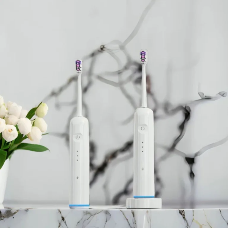 A Ranvee szónikus fogkefét kínál a nyaraláshoz 5