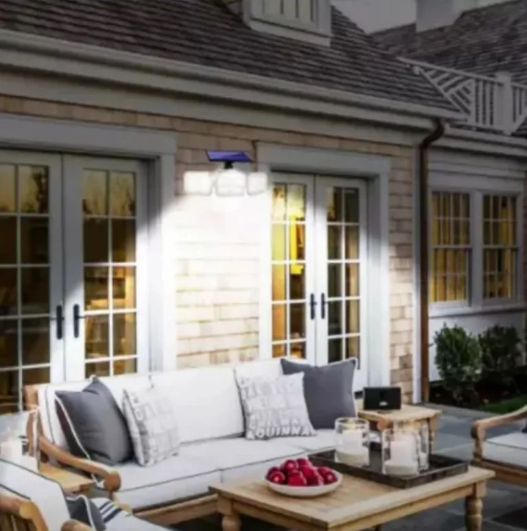 Ez a napelemes lámpa minden zugot bevilágít 4