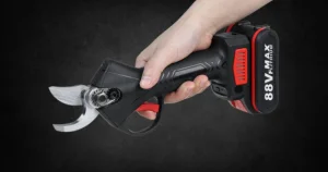 The ace of the vintage season: Violeworks 88VF cordless pruning shears