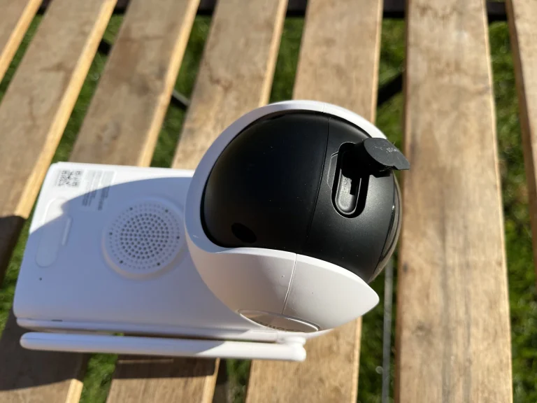 Test de la caméra Reolink Altas PT Ultra et du Home Hub 8