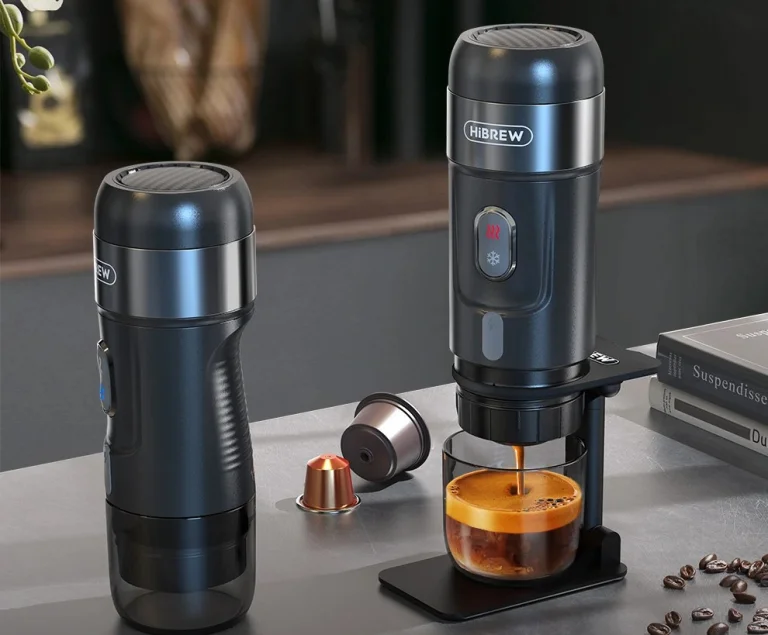 12 volt, 15 bar, 100% koffein: ez a HiBREW H4A 5