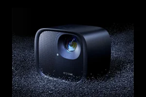 Kicsi, de nagyot vetít az ETOE E3 Pro projektor