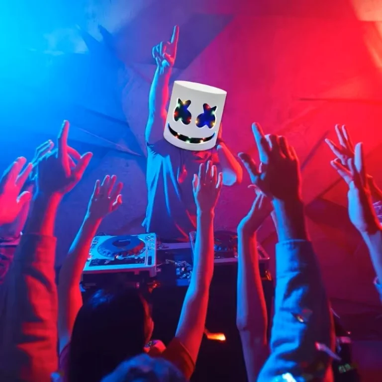 One click away from shame – luminous madness 9