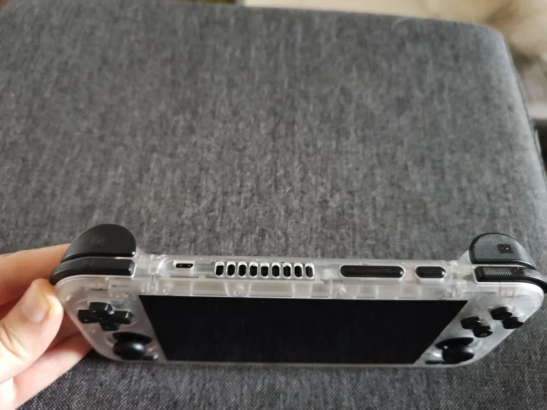 Retroid Pocket 4 Pro handheld game console test 6