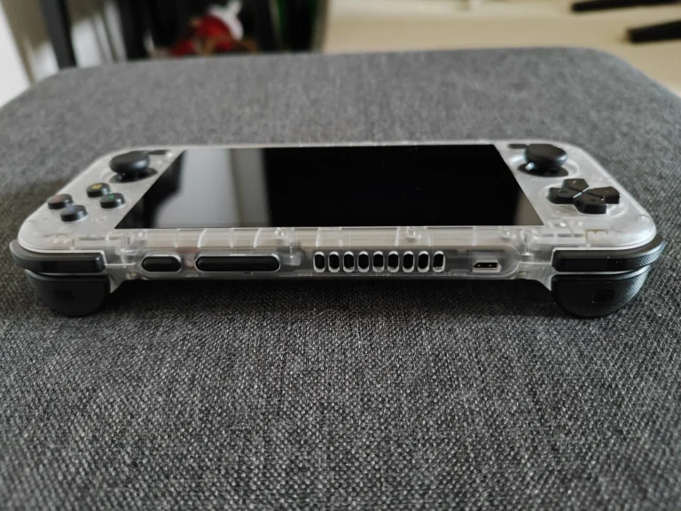 Retroid Pocket 4 Pro handheld game console test 3