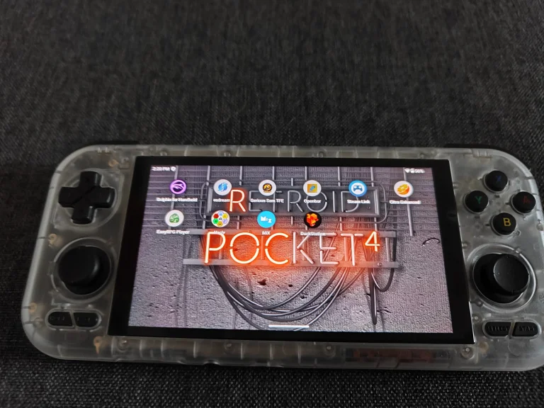Retroid Pocket 4 Pro handheld game console test 17
