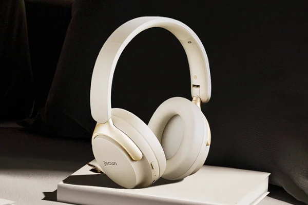 A külvilág off, a zene maxon a PICUN NC60 fejhallgatóval 1