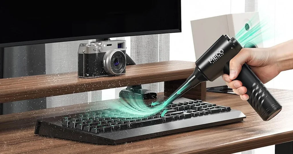 MECO ELEVERDE ME-CR1 kettő az egyben porszívó és légfúvó 1