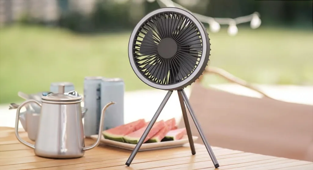 King camping fan available in two versions 1
