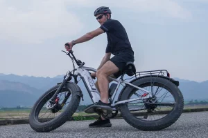 A Duotts F26 már nem bicikli, ez egy elektromos hegyi tank