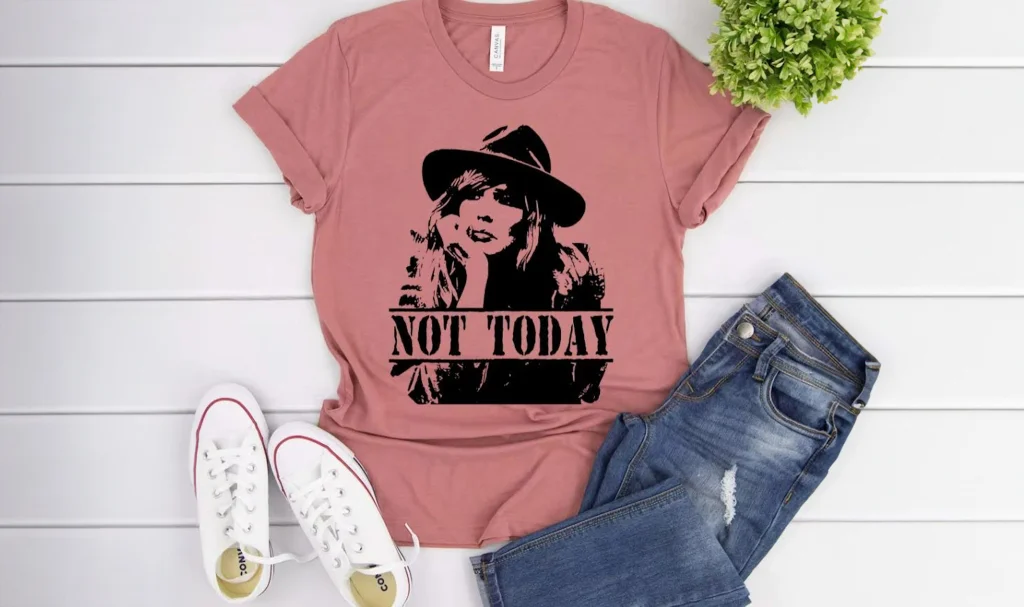 Pólók, pulcsik, kuponok; így frissítsd a ruhatárad olcsón 1