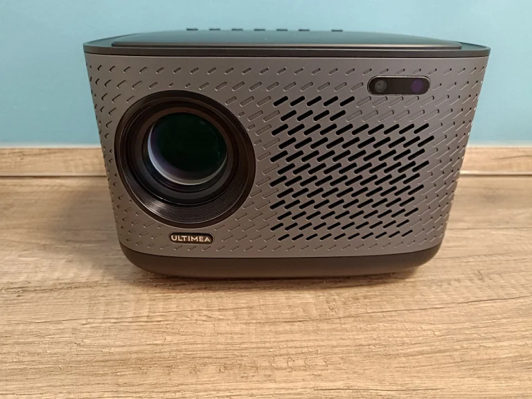 Prueba 50 del proyector Ultimea Apollo P4