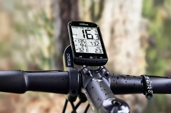 Cycplus M1 kerékpár komputer: nézheted, mennyire szenvedsz 1