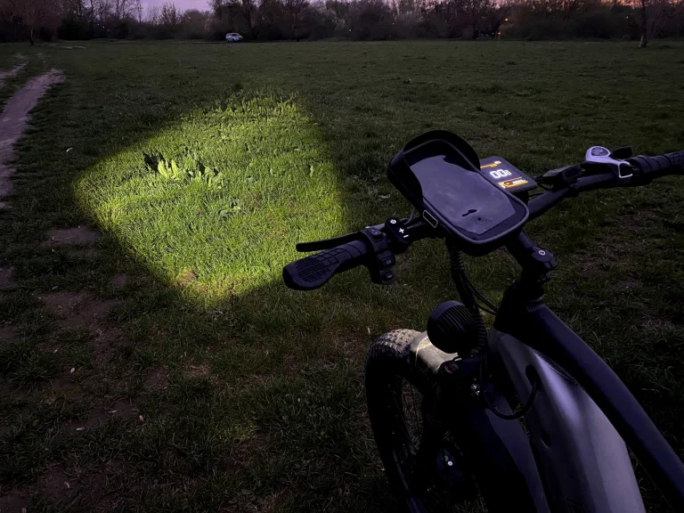 Prueba 26 de la bicicleta eléctrica DUOTTS F25