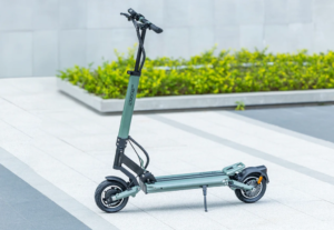 Gurulj be a nyárba; az Ausom GX1 most olcsóbb, mint eddig